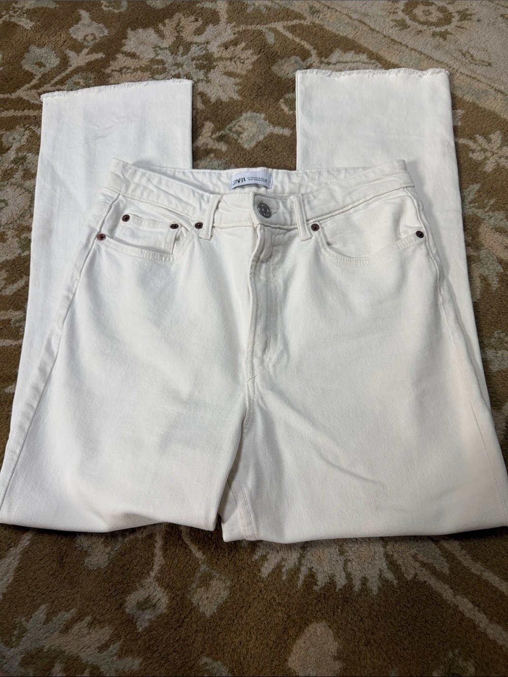 Zara White Straight Leg Jeans